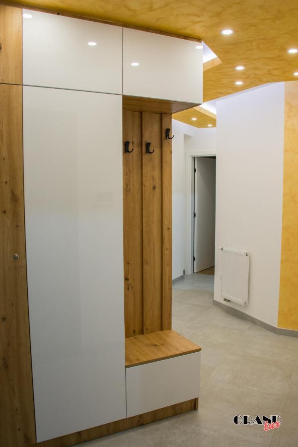 Grand Lux Apartment Doboj Exterior foto