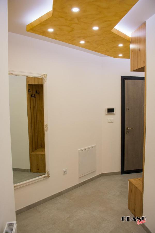 Grand Lux Apartment Doboj Exterior foto