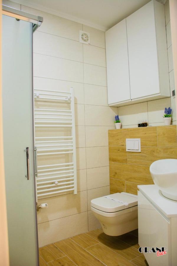 Grand Lux Apartment Doboj Exterior foto